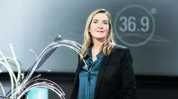 36,9°