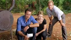 Hawaii 5-0 S02E02 Ua Lawe Wale