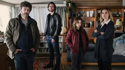 L'Absente : à quel âge regarder la série
