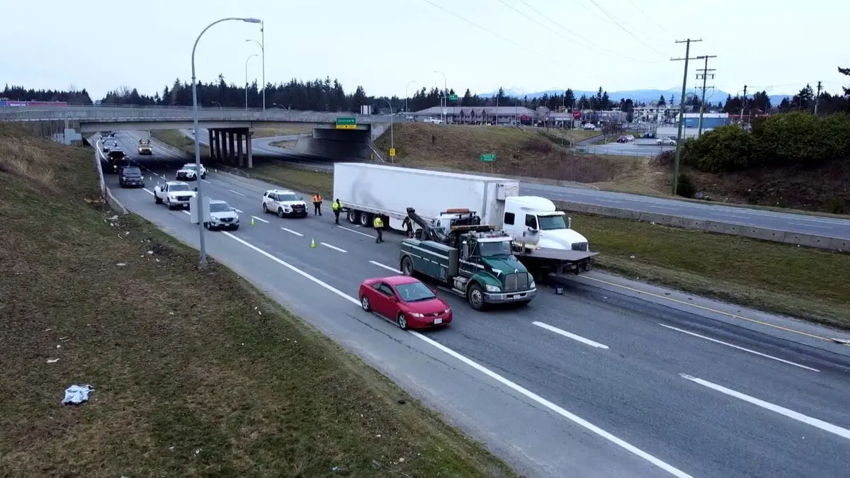 La route de l'enfer : Canada Far and Wide