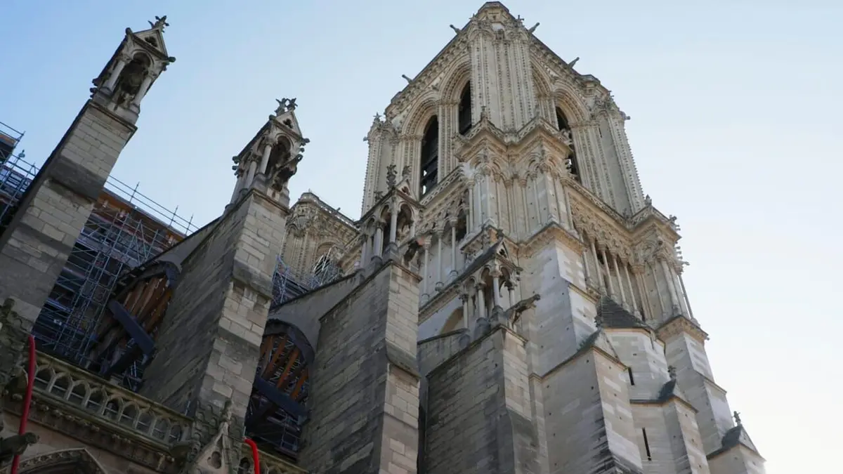 Le génie des bâtisseurs Notre-Dame de Paris, la reine des cathédrales