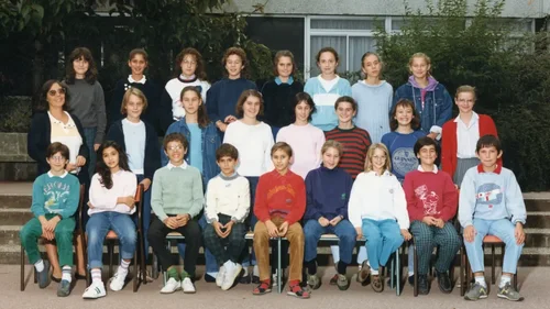 5ème B, une autre histoire de France : quand une photo de classe devient le miroir de la société française