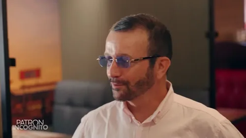 Patron Incognito sur M6 : le patron de Buffalo Grill méconnaissable pour tester la nouvelle stratégie du groupe