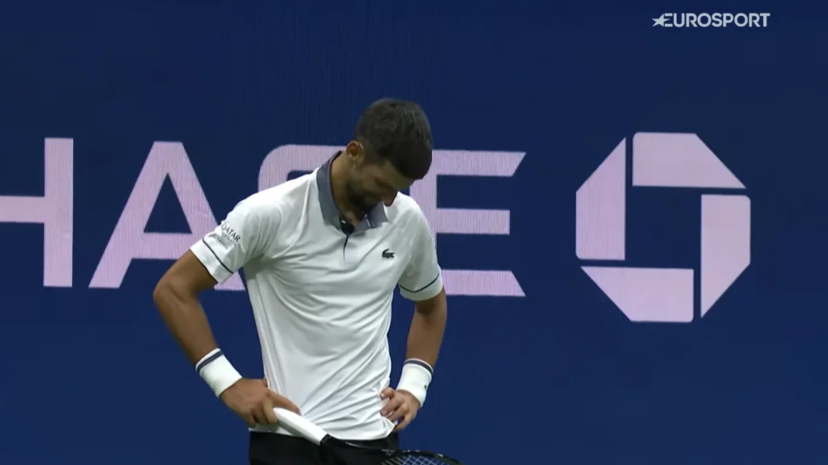 US Open : Djokovic éliminé après 4 h 36 de combat, son pire départ en Grand Chelem depuis vingt ans