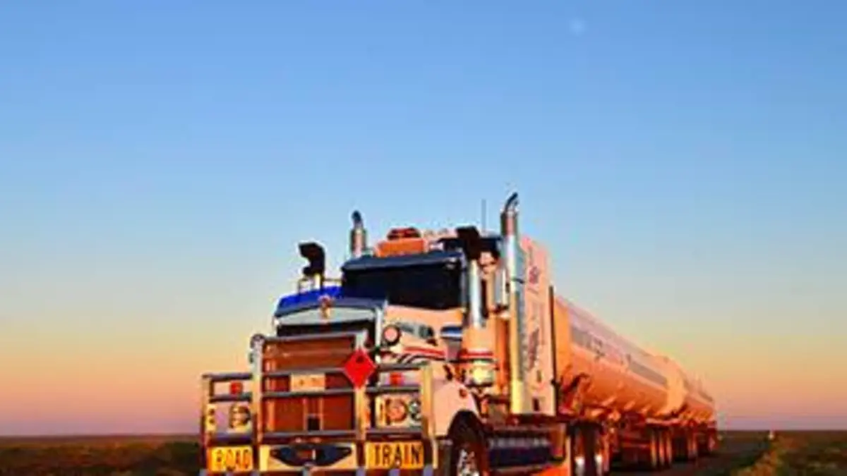 Routiers de l'Outback S04E01 Opération sauvetage