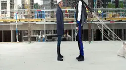 Visuel de Un homme à la hauteur